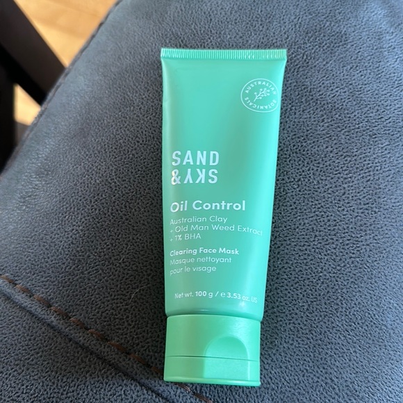 Sand & Sky Oil Control Clay Mask - Picture 1 of 1